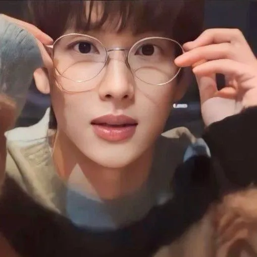 Top moment of Lim Siwan chosen by fans