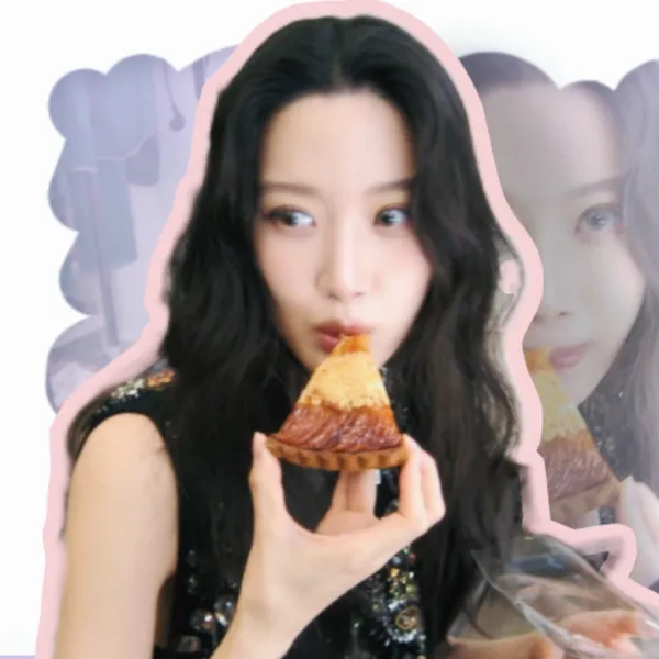 Popular photo full of fans’ love for Mun Kayoung