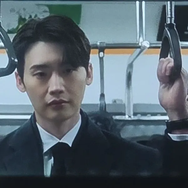 Top moment of Lee Jongsuk chosen by fans