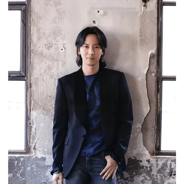 The most loved look of Kim Namgil today