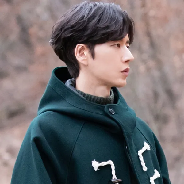 Popular photo full of fans’ love for Park Haejin