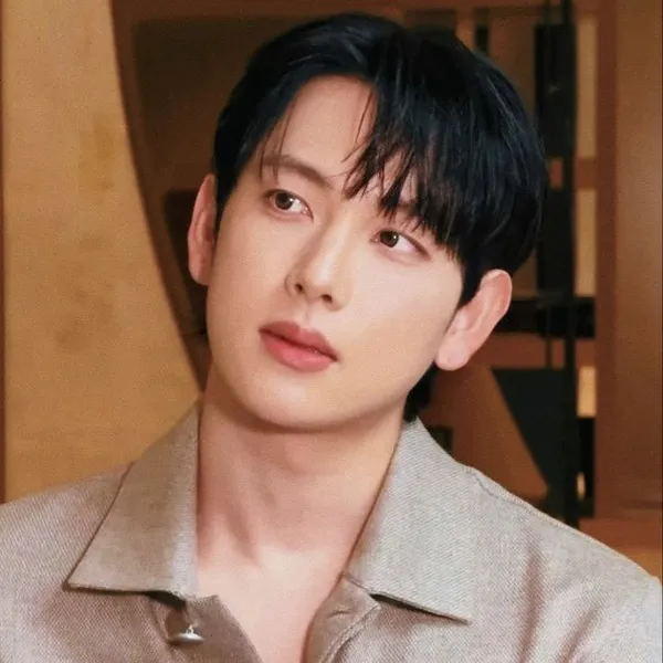 Popular photo full of fans’ love for Lim Siwan