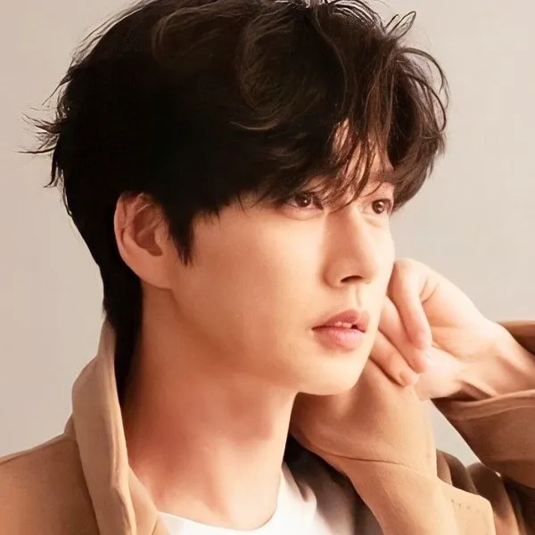 Popular photo full of fans’ love for Park Haejin