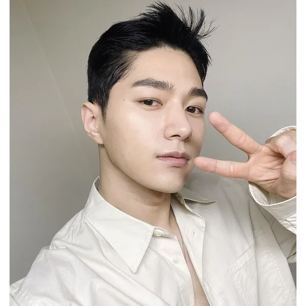 Top moment of Kim Myungsoo (L) chosen by fans