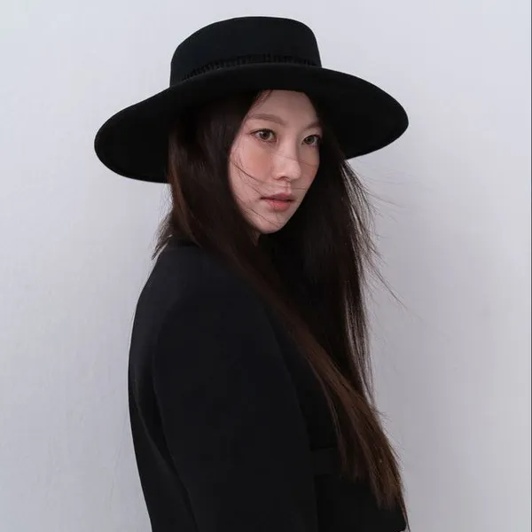 The most loved look of Gong Seungyeon today