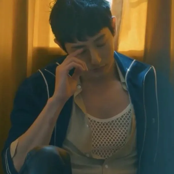 Popular photo full of fans’ love for Lee Soohyuk