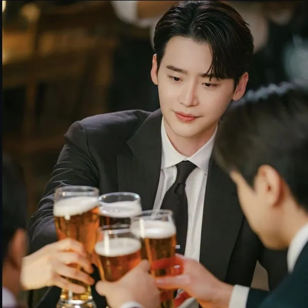 Top moment of Lee Jongsuk chosen by fans