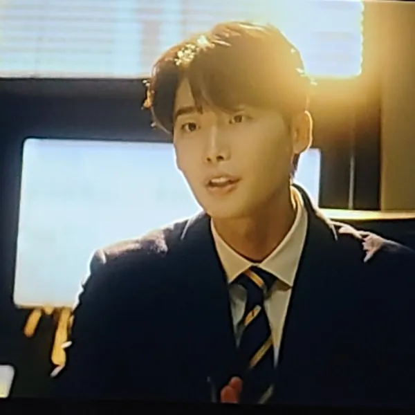 Top moment of Lee Jongsuk chosen by fans