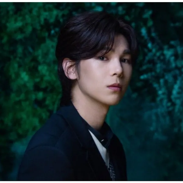 Popular photo full of fans’ love for Kim Junsu (1991)