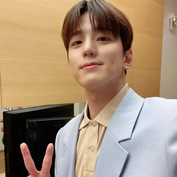 The most loved look of Kim Minkyu today