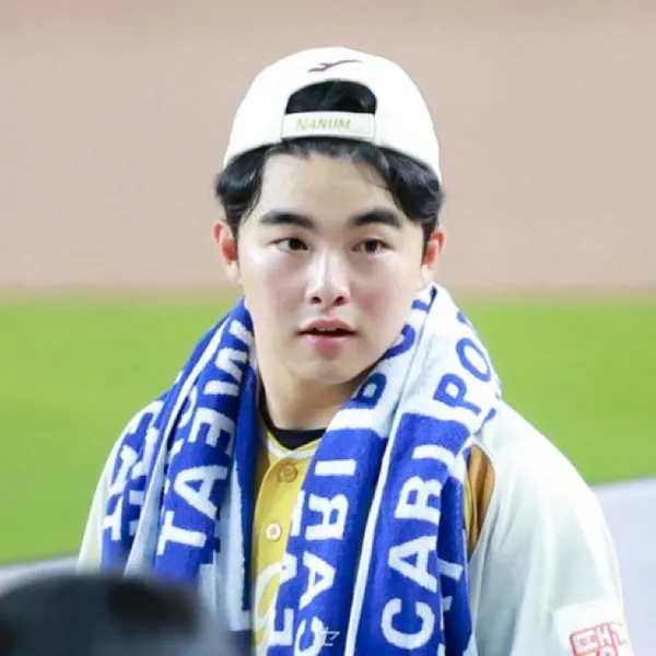 Momen terbaik Moon HyunBin pilihan fandom