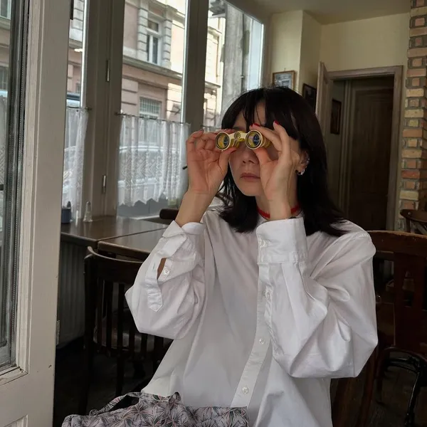 Popular photo full of fans’ love for Bae Doona