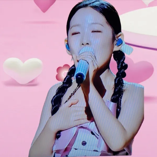 The most loved look of Lee Sooyeon today