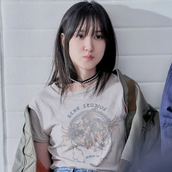 The most loved look of Park Eunbin today