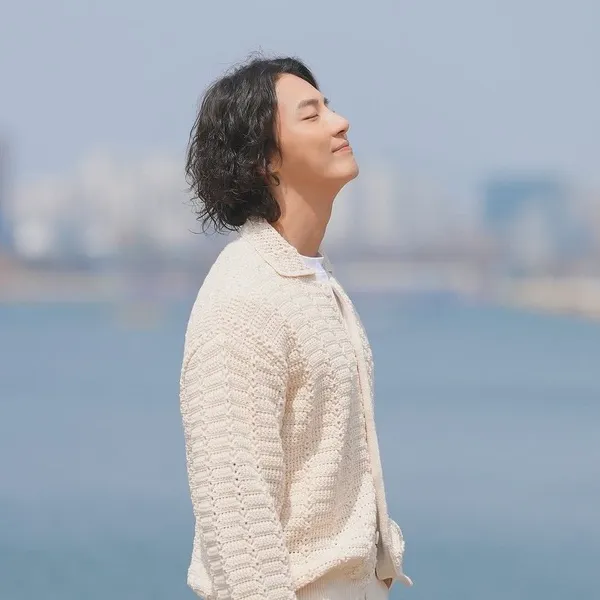 Top moment of Yoon Shiyoon chosen by fans