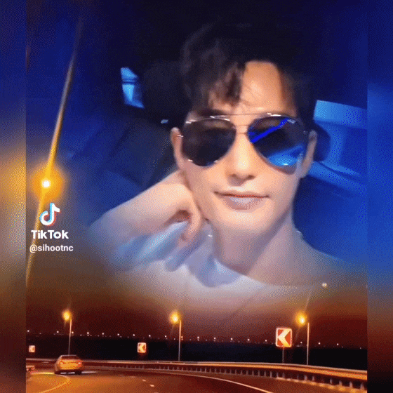 The most loved look of Park Sihoo today