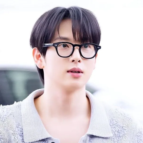 Popular photo full of fans’ love for Lim Siwan