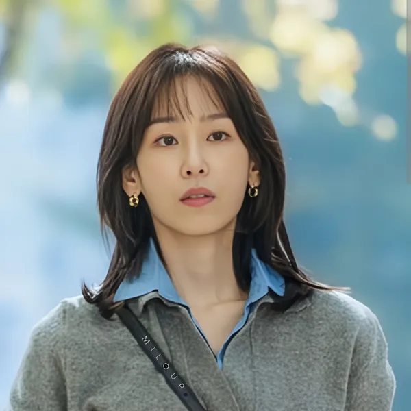 The most loved look of Seo Hyunjin today