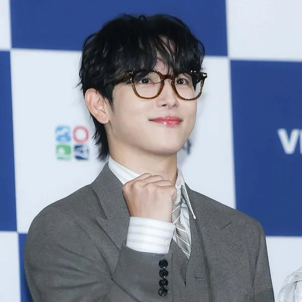 Top moment of Lim Siwan chosen by fans