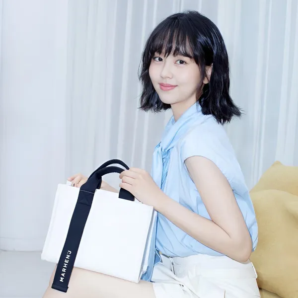 오늘 가장 사랑받은 김소현의 모습