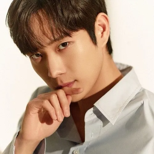 The most loved look of Kim Youngdae today