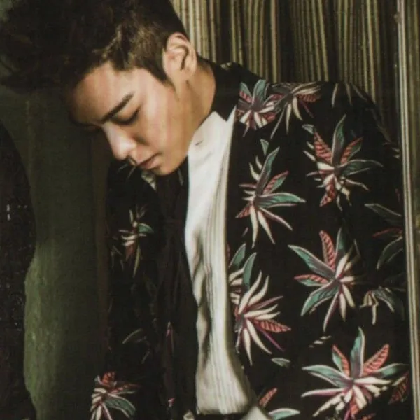 Popular photo full of fans’ love for T.O.P