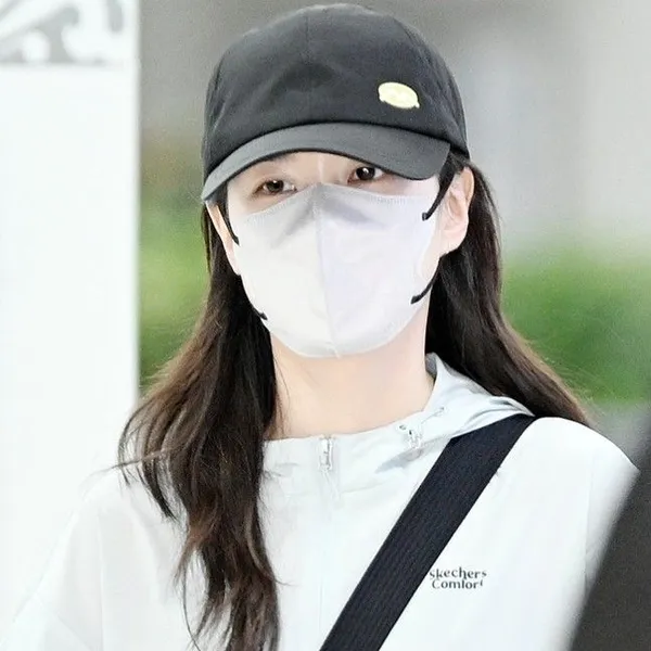 The most loved look of Park Eunbin today