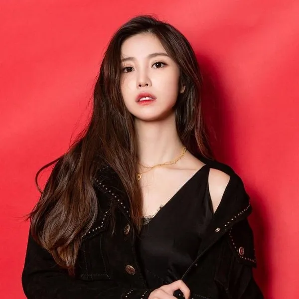 The most loved look of Jeon Hyoseong today