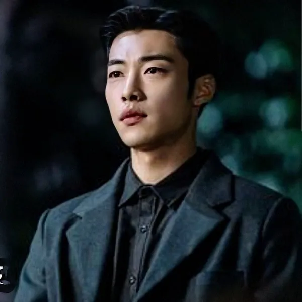 The most loved look of Woo Dohwan today