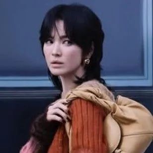 The most loved look of Song Hyekyo today
