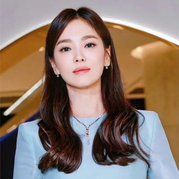 Popular photo full of fans’ love for Song Hyekyo