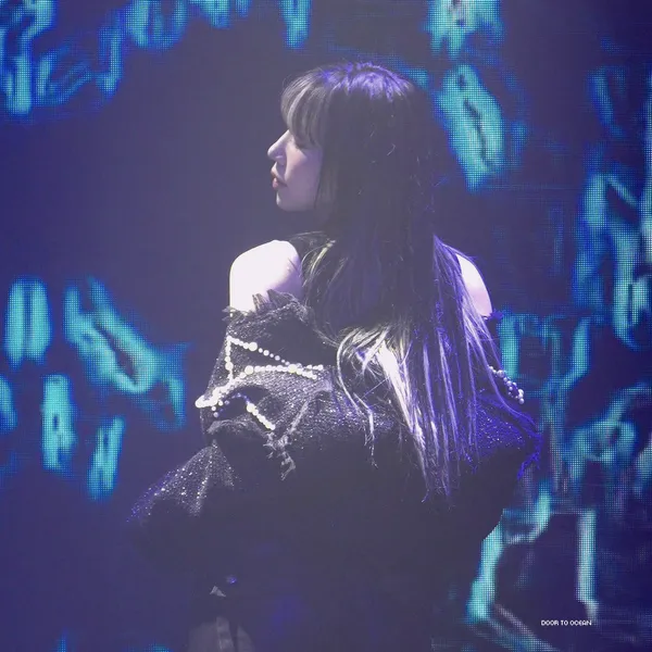 Popular photo full of fans’ love for BADA