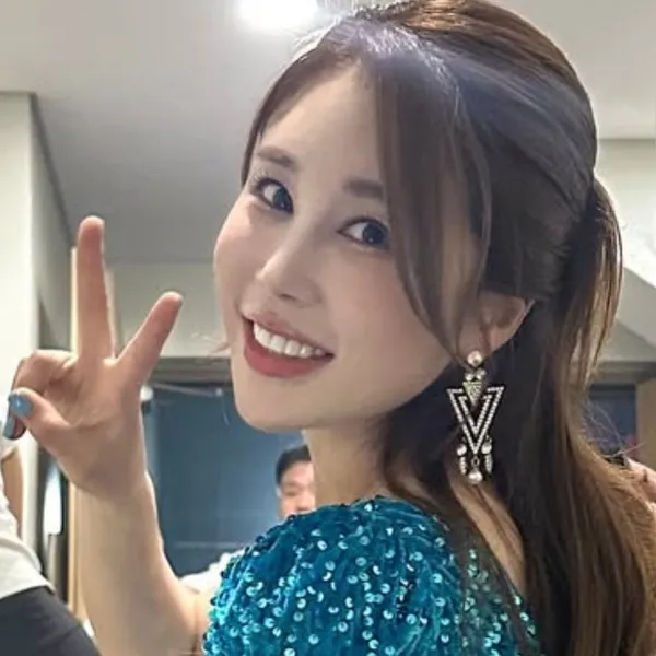 The most loved look of Kim Soyou today