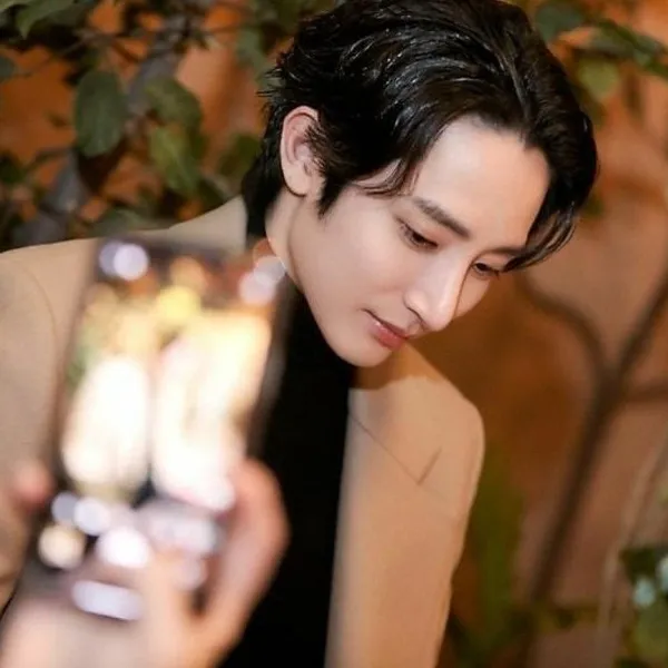 Momen terbaik Lee Soohyuk pilihan penggemar