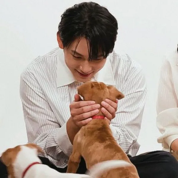Popular photo full of fans’ love for Lim Siwan