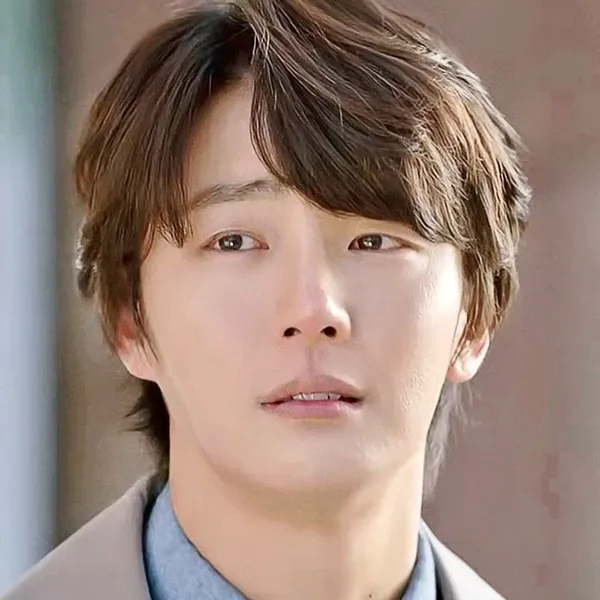 Popular photo full of fans’ love for Yoon Shiyoon