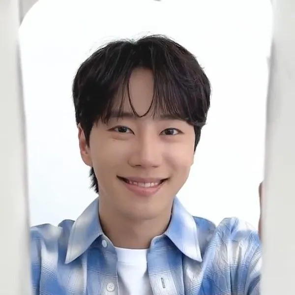 The most loved look of Lee Junyoung today