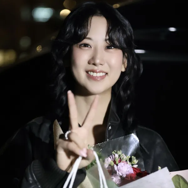 Popular photo full of fans’ love for Kang Hyeyeon