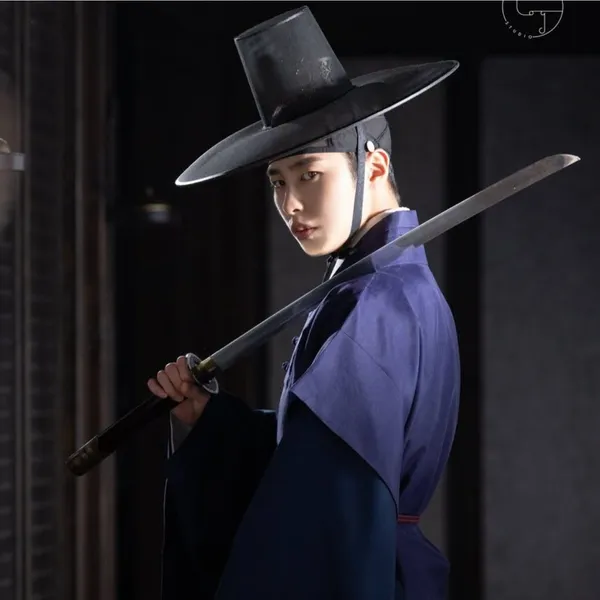 The most loved look of Lee Jaewook today