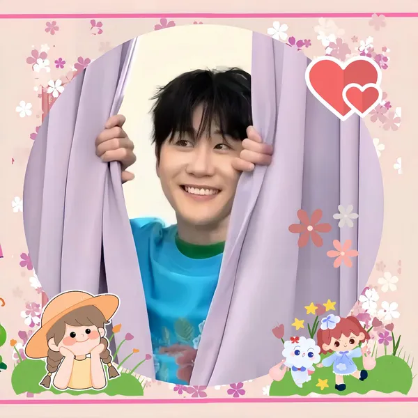 Popular photo full of fans’ love for Young Tak