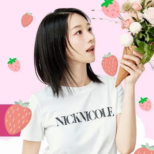 Popular photo full of fans’ love for Seo Yeaji