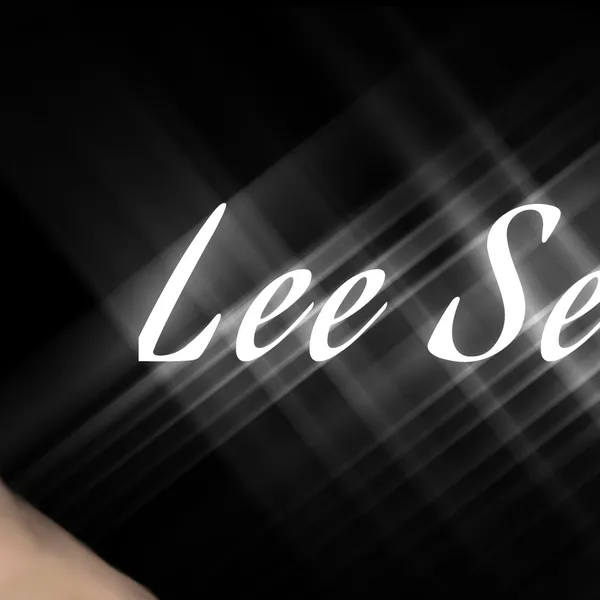 Popular photo full of fans’ love for Lee Seunggi