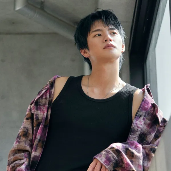Popular photo full of fans’ love for Seo Inguk