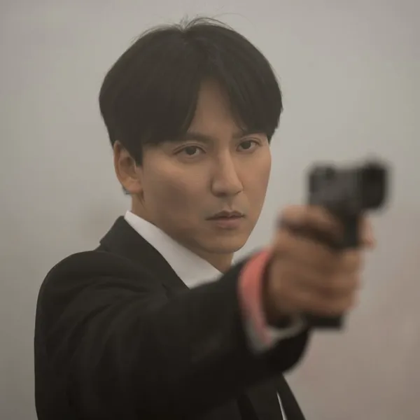 The most loved look of Kim Namgil today
