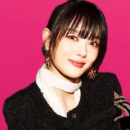 The most loved look of Kim Youjung today