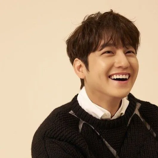 Popular photo full of fans’ love for Kim Bum