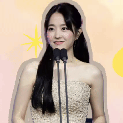 The most loved look of Park Boyoung today