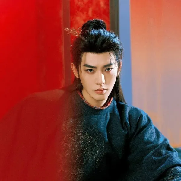 The most loved look of Deng Wei today
