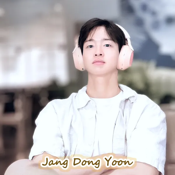 Popular photo full of fans’ love for Jang Dongyoon