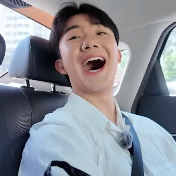 The most loved look of Nam Seungmin today